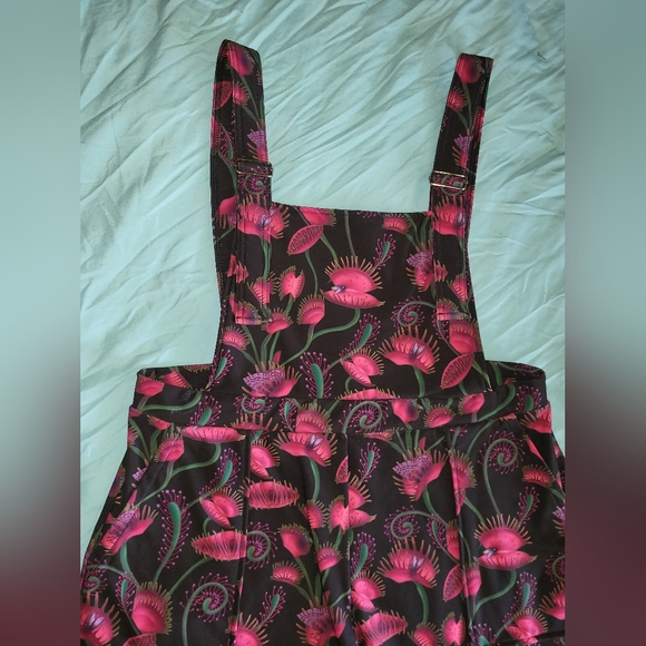 Blackmilk I Eat Flies Overalls XXL - Picture 14 of 14